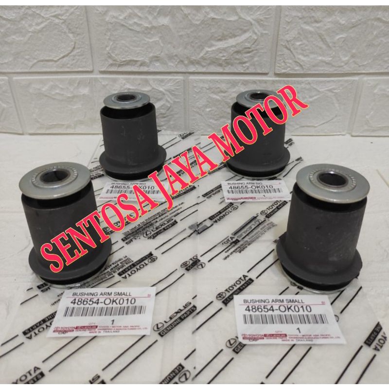 Bushing Lower Arm Bawah Besar Kecil Bosh Sayap bawah besar Innova Original 4pc