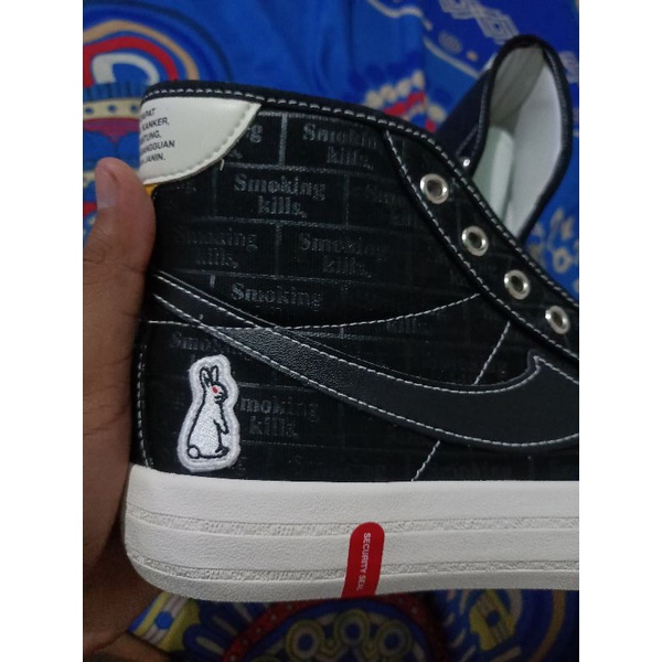 sepatu compass fr2 smoking kills