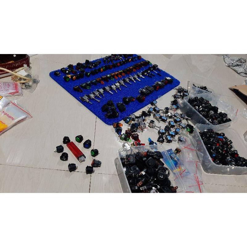 saklar DC 12 volt bekas