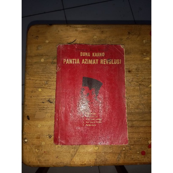 BUNG KARNO PANTJA AZIMAT REVOLUSI