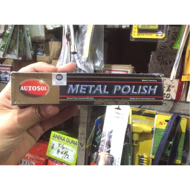 AUTOSOL METAL POLISH 50gr PEMBERSIH PENGKILAP BESI LOGAM SERBAGUNA