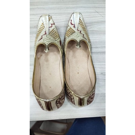 Selop sepatu pengantin ala India/ sendal manten / slop akad / sepatu wedding