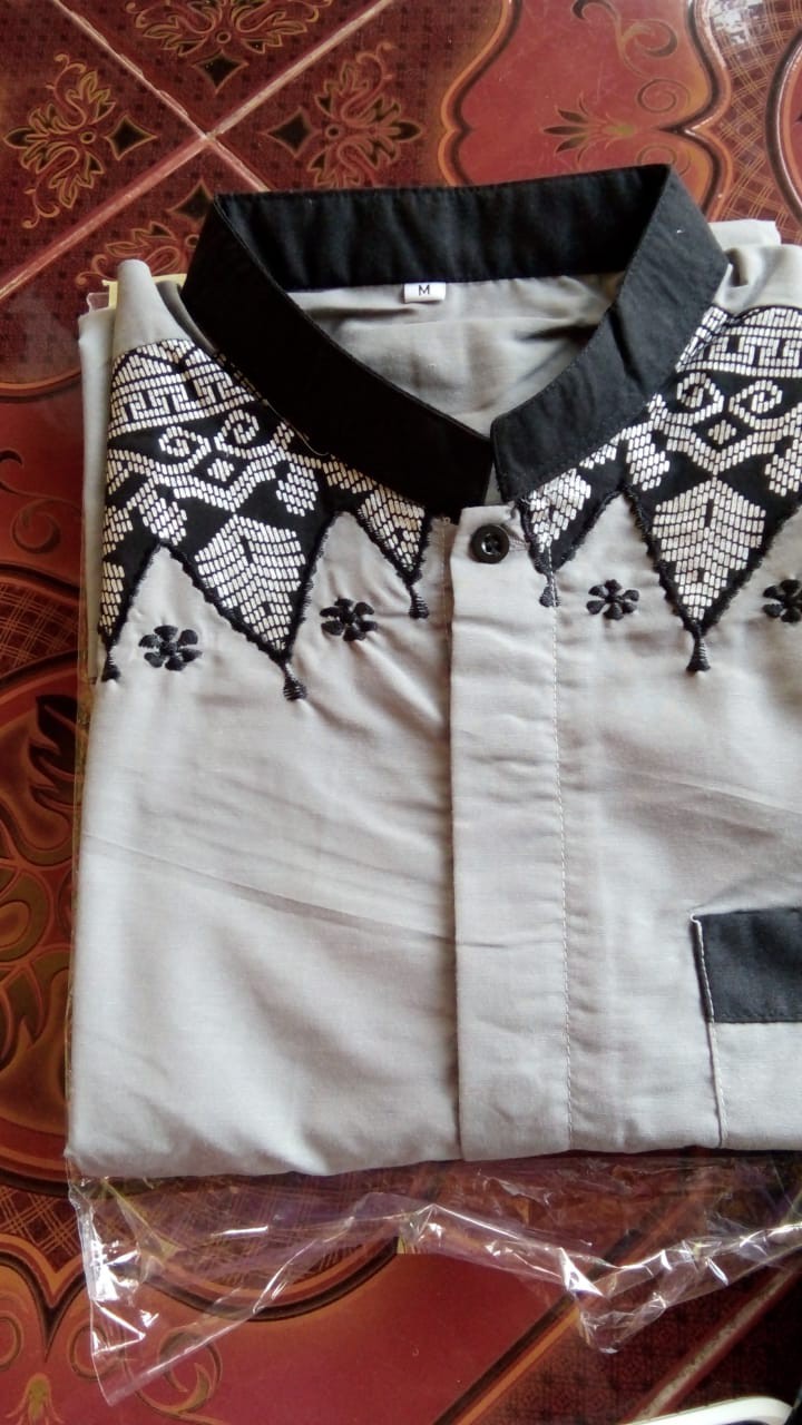 Batik Kalongan | Koko Batik Bordir, Katun Batik Prada Mix Katun Oil