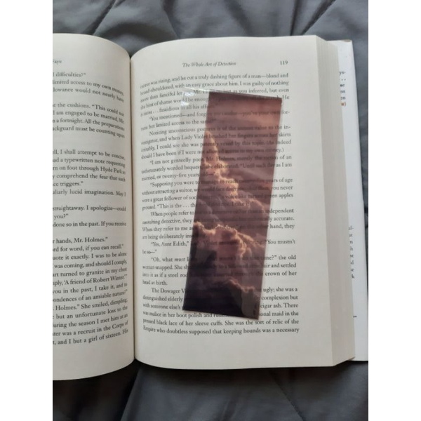 

TRANSPARENT BOOKMARK