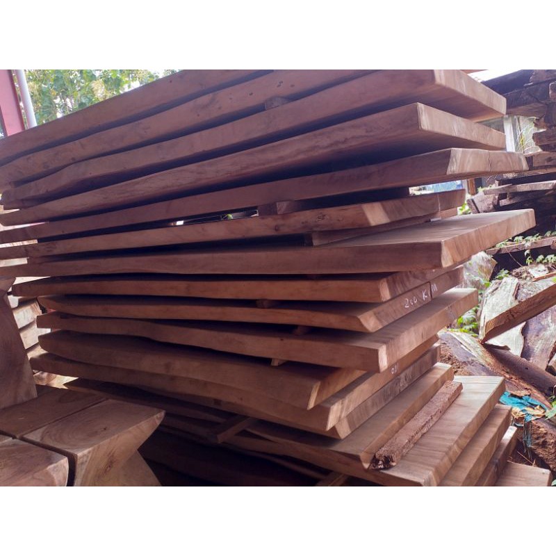 Papan trembesi  4 meter 