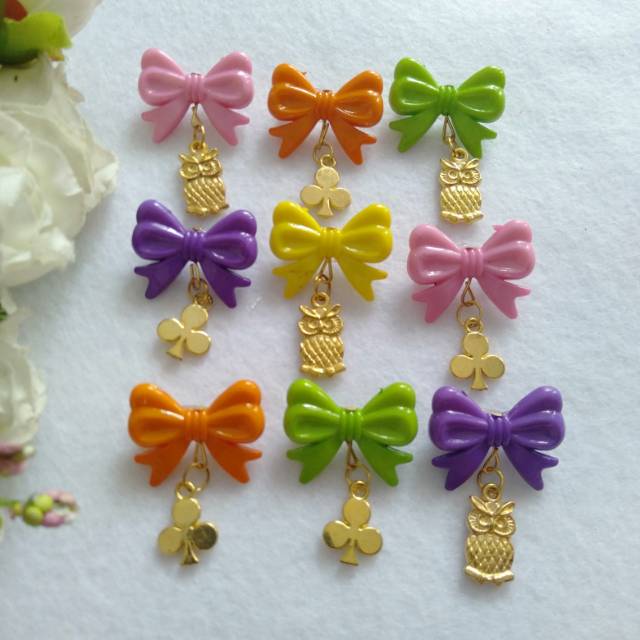 

Pita charm gold