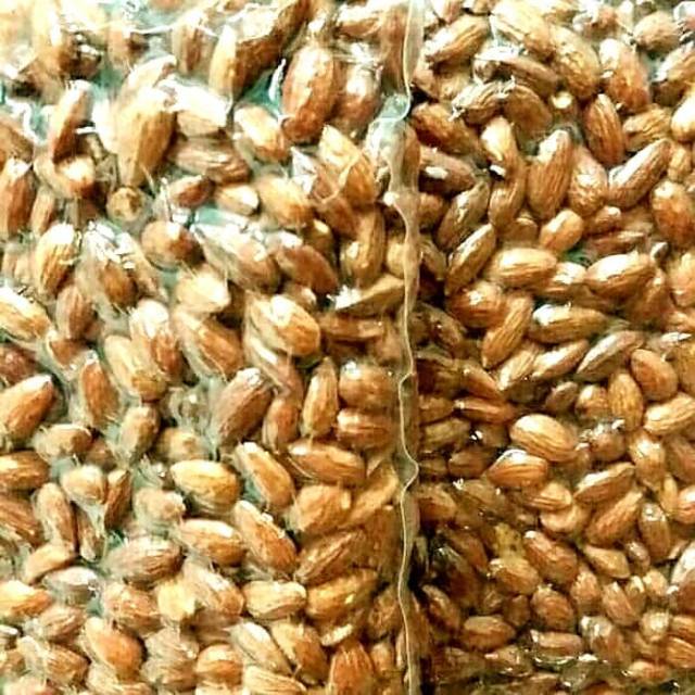

Kacang Almond Panggang Original Blue Diamond 1000gr