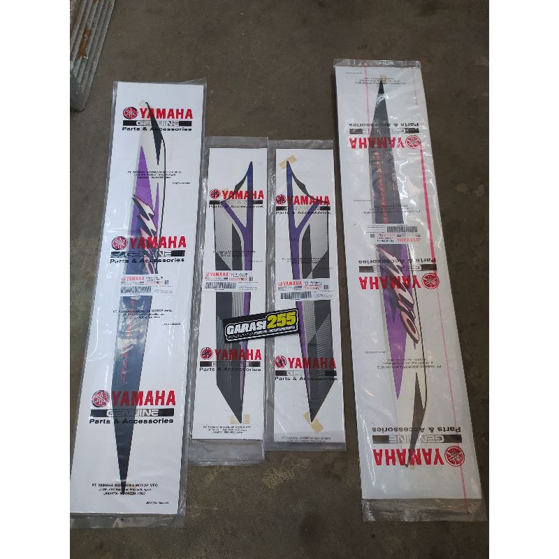 striping polet stiker mio sporty 2004 hitam striping catur mio 2004 original