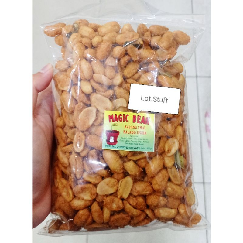 

Kacang Thai Balado Daun Jeruk Magic Bean Khas Pontianak Siap Makan