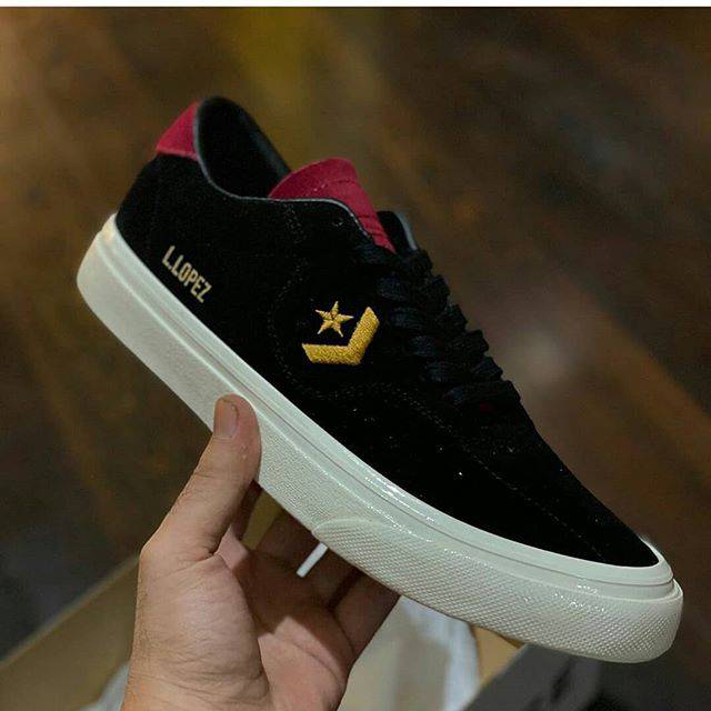 Converse Louie lopez