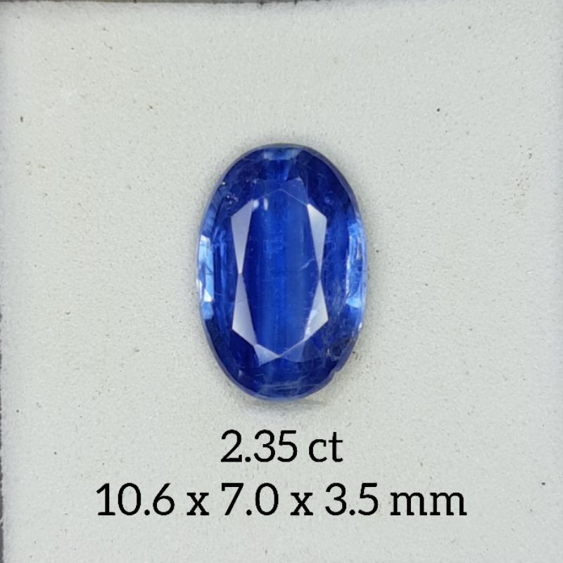 natural blue kyanite 2.35 ct - blue sapphire ausy