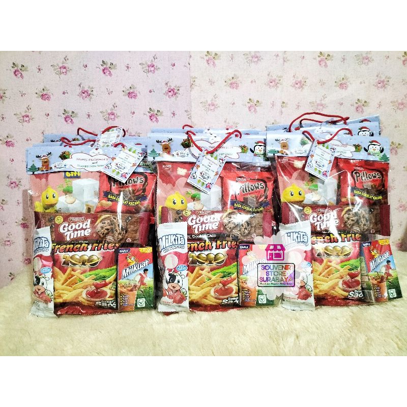 Snack Ultah Merah / Paket Snack Ultah Serba Merah / Bingkisan ulang tahun anak / Paket snack ultah / hampers snack / Snack ulang tahun surabaya