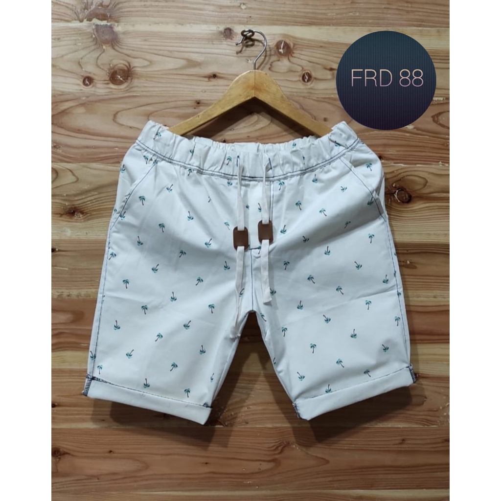 CELANA PENDEK PRIA DEWASA BYK PILIHAN MOTIF TERBARU/CELANA PENDEK DISTRO/CELANA PENDEK CHINOS /CARGO/KOREA/DISTRO CASUAL/SANTAI/PANTAI