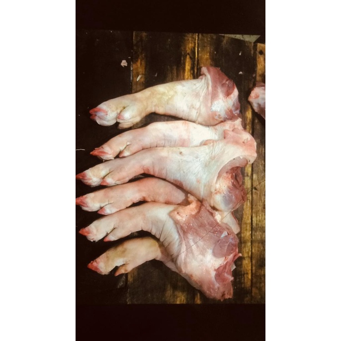 

windytriastuti13 Kaki babi / cukiok / tebal daging / dibacok kemasan 1kg / tanpa bulu TERLARIS TERPERCAYA ORIGINAL