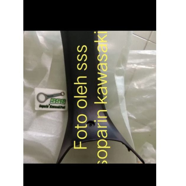 cover tengah Blitz r bagian belakang