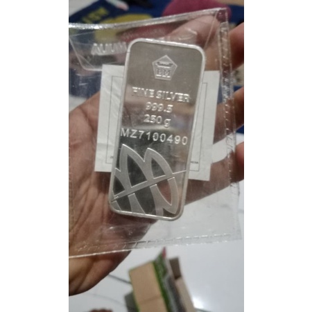 PERAK ANTAM 250 GRAM HARAP MEMBACA KETENTUAN BERIKUT SEBELUM MEMBELI. MEMBELI BERARTI SETUJU :)1.Log