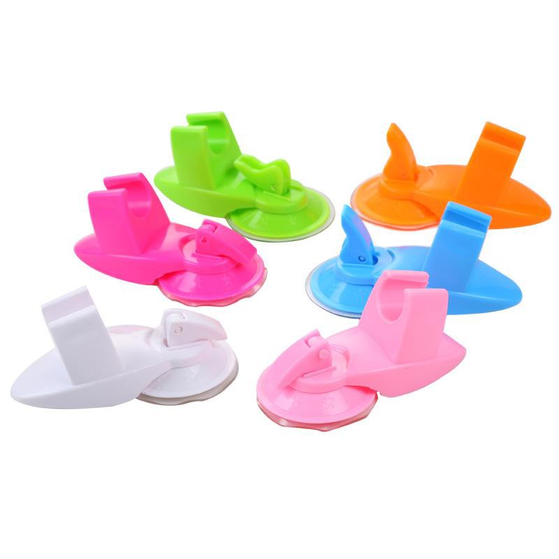 (BOW) Gantungan Shower Mandi Suction Cup Holder Dudukan Kepala Shower 1(28)