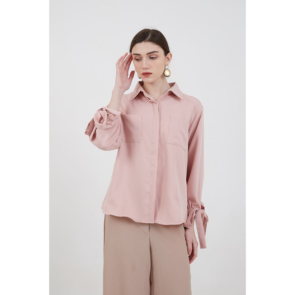 Berrybenka - Atasan Blouse Wanita Sophie Murisha Knotted Blouse-3