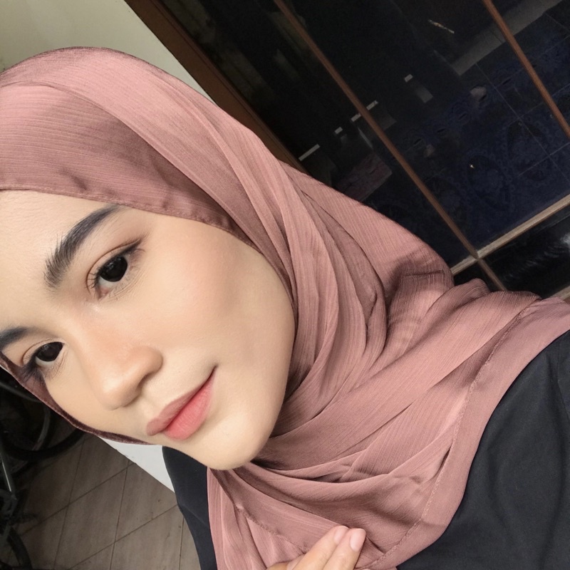 Pashmina Premium Satin Silk Malaysia Textured Crinkle (JAHIT TEPI KECIL SUPER RAPI)-Rosebrown