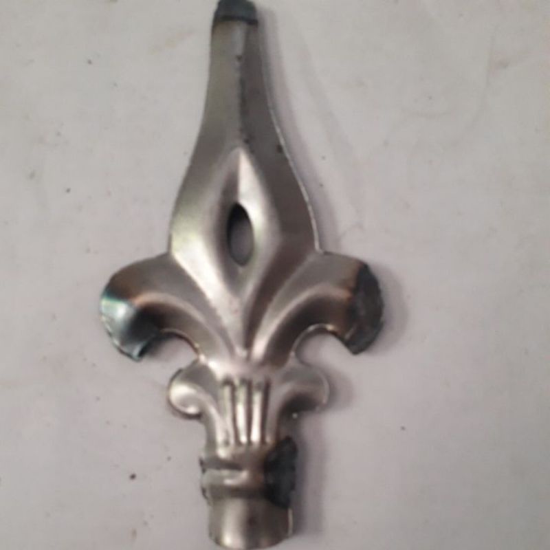 ornamen pagar tombak keraton