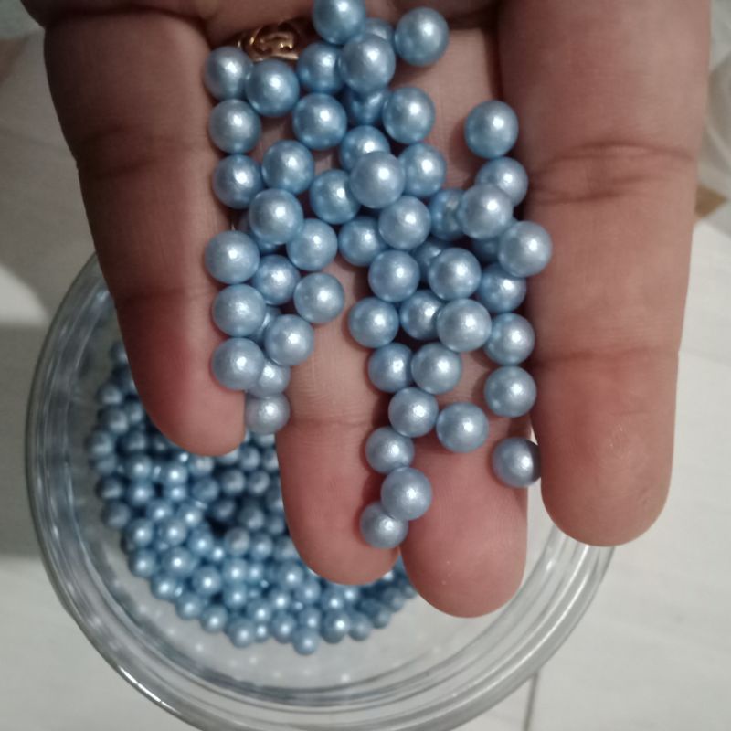 mutiara tanpa lubang/mutiara tindik