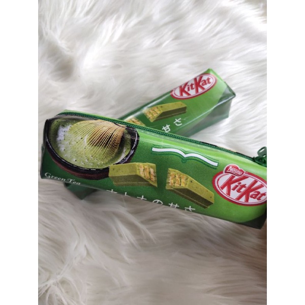 

Tempat Pensil Karakter Snack