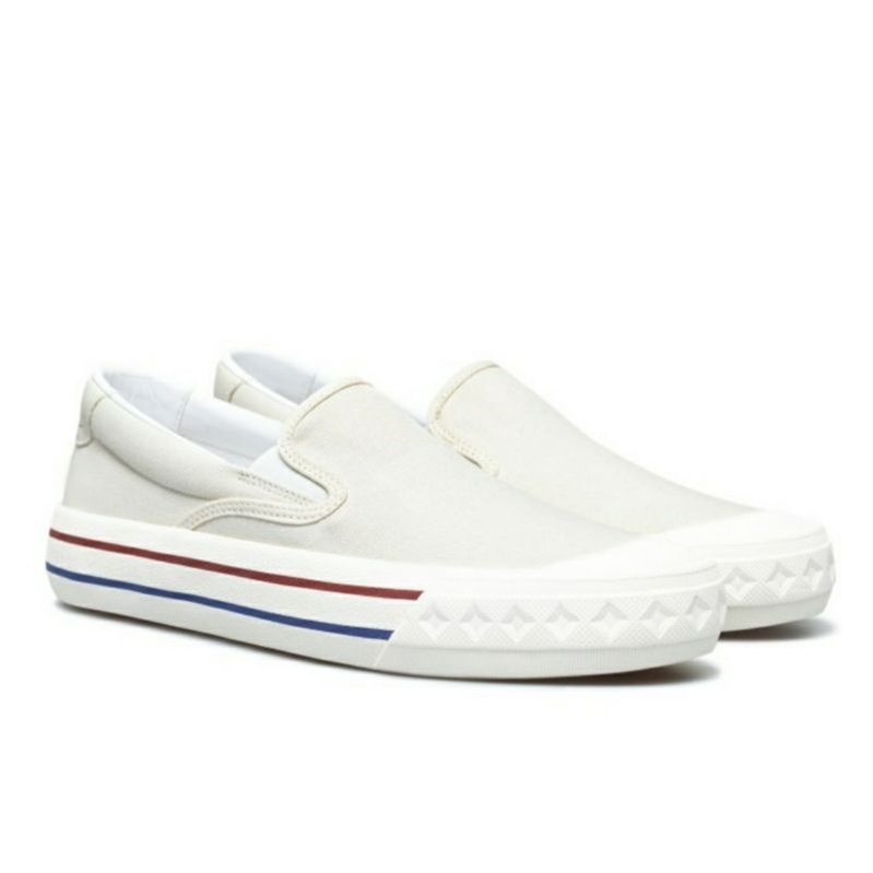 SEPATU COMPASS RETROGRADE SLIP ON CREAM