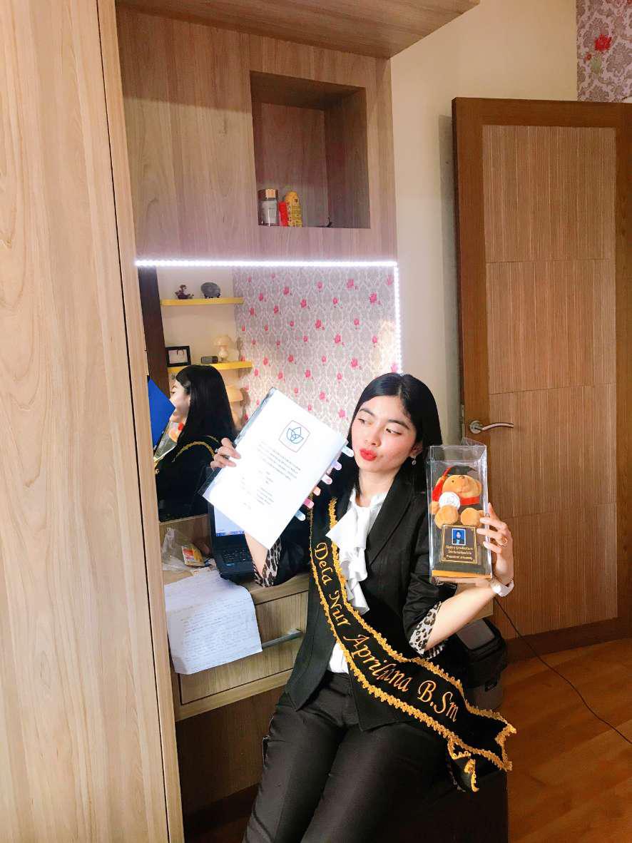 Mika Piala Wisuda | Box Mika Untuk Piala Wisuda Plastik Mika Kotak Mika