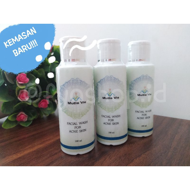 Acne Wash/Sabun Cuci Muka Berjerawat Produk Kecantikan Klinik Mutia Vie