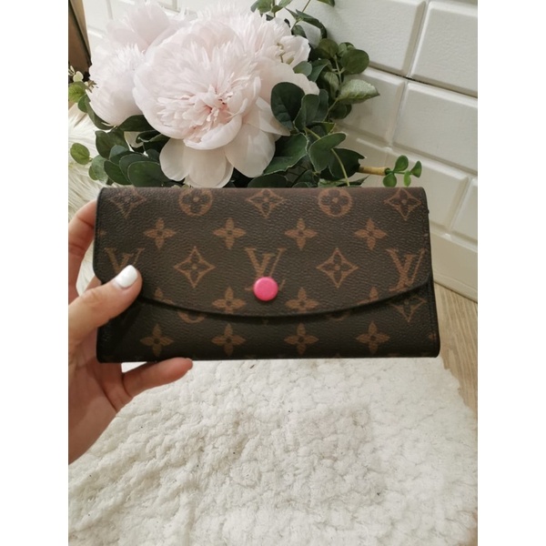 Dompet panjang LV