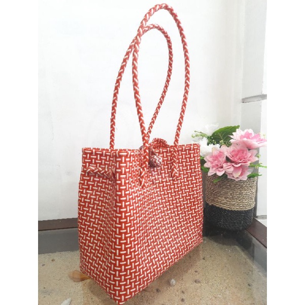 Tas Anyaman Jali Tas Wanita Tas Perempuan REGULAR Series Merah Putih size XL 31x18x30cm
