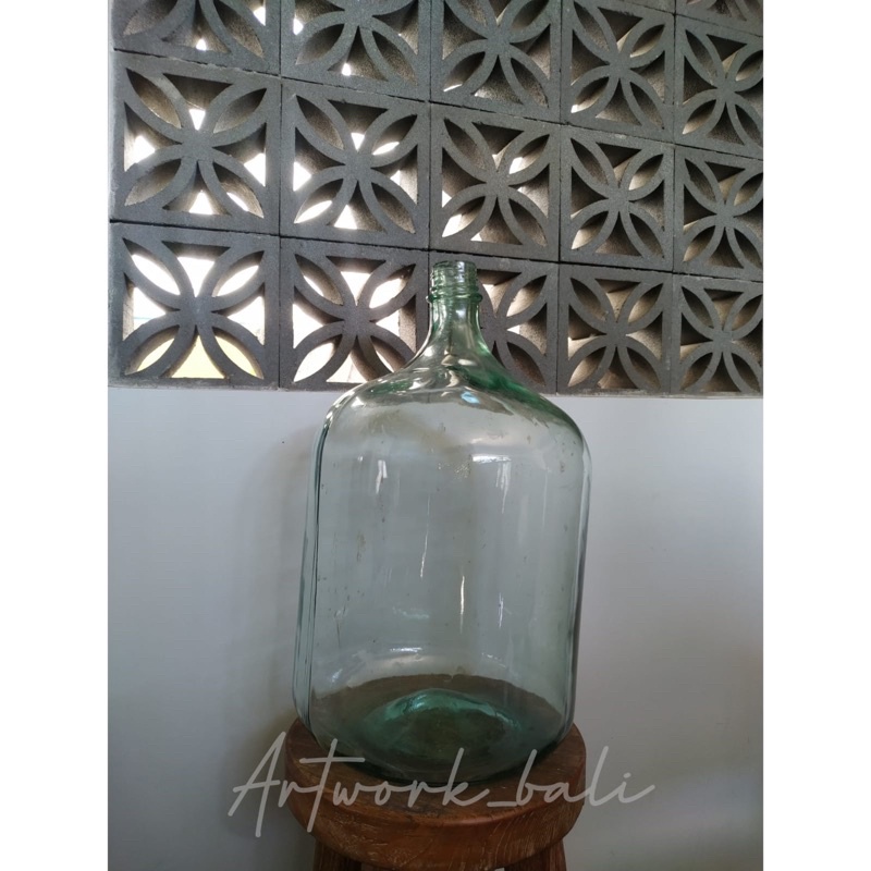 Botol antik