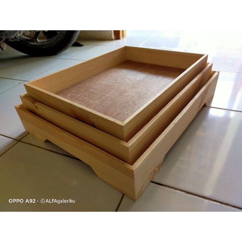 KOTAK HANTARAN KAYU SEGI4 BERKAKI/KOTAK SESERAHAN/TRAY KAYU