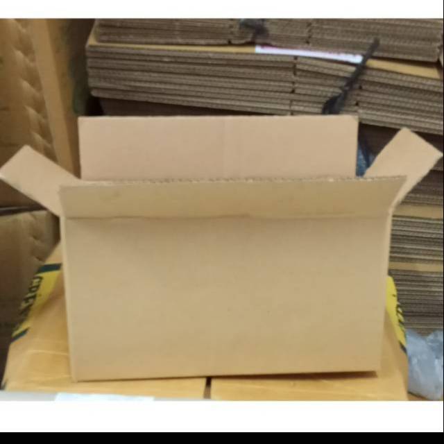 Box 39.5X26.2X22 cm (amdk 24X600 ml) Karton/kardus/paking/Kemasan/BoxNormal/Normal/BoxAmdk/Amdk/oleh