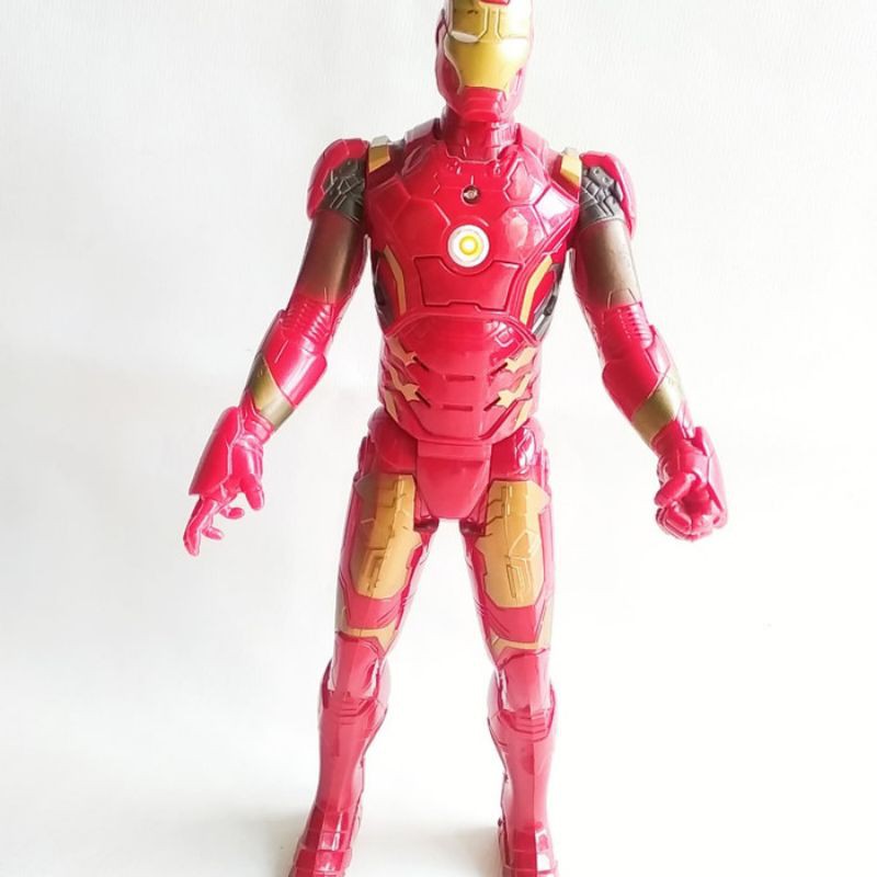 Mainan / Pajangan Action Figure Ironman Ultron Marvel Hasbro Bekas