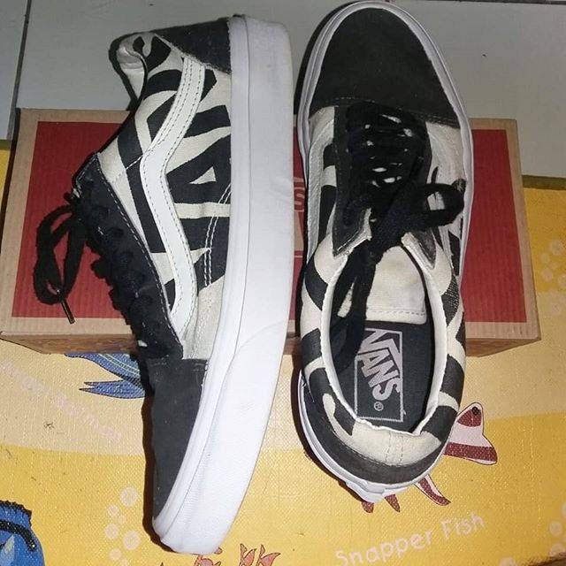 SVP2 Sepatu Vans Old Skool Logo Second - Sepatu Vans Second
