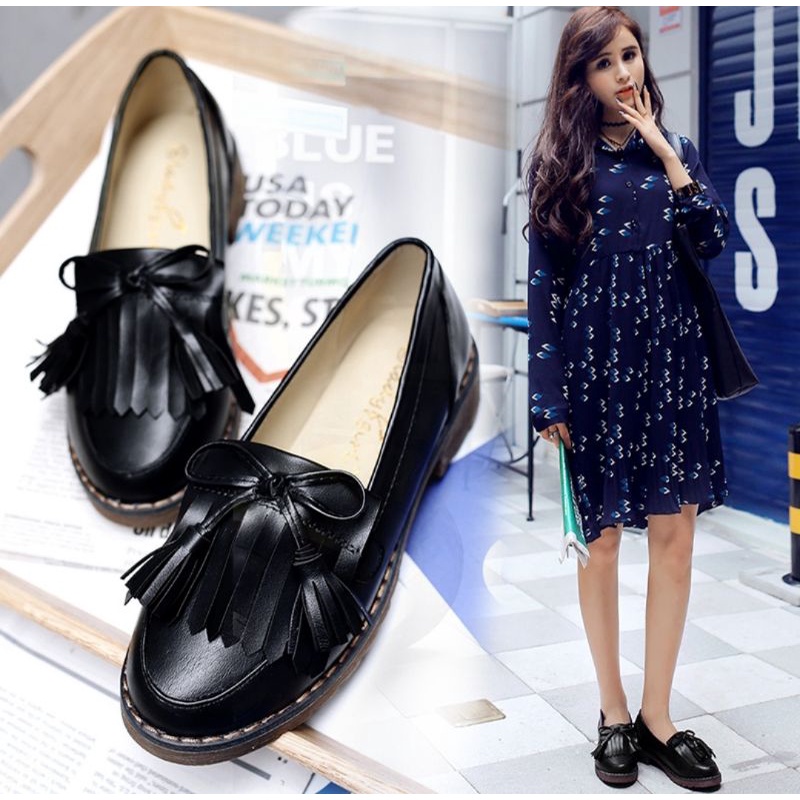 Sepatu Docmart Wanita Terbaru / sepatu Wanita Fashion Korea / Sepatu Kulit Wanita Hitam / Bisa Cod