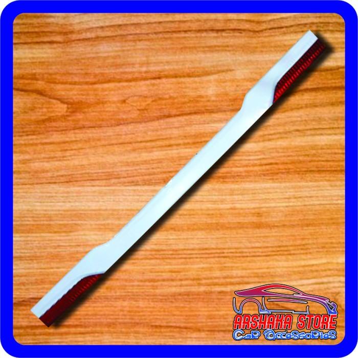 Trunklid Belakang Toyota Innova 2004 - 2015