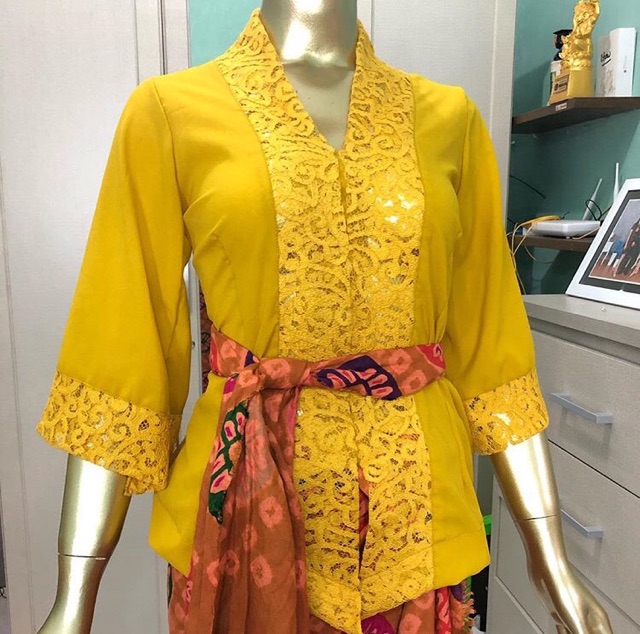 Kebaya jadi mix brukat