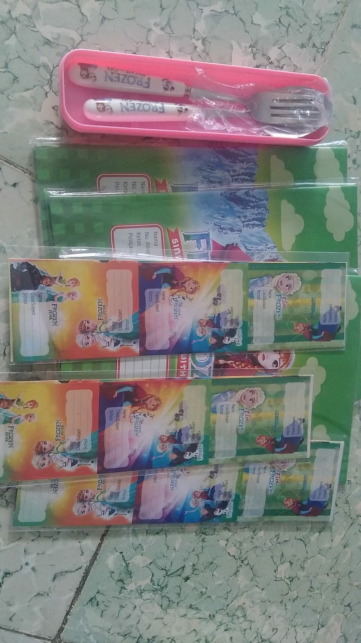Sendok Set Disney Stainless Keramik 8820