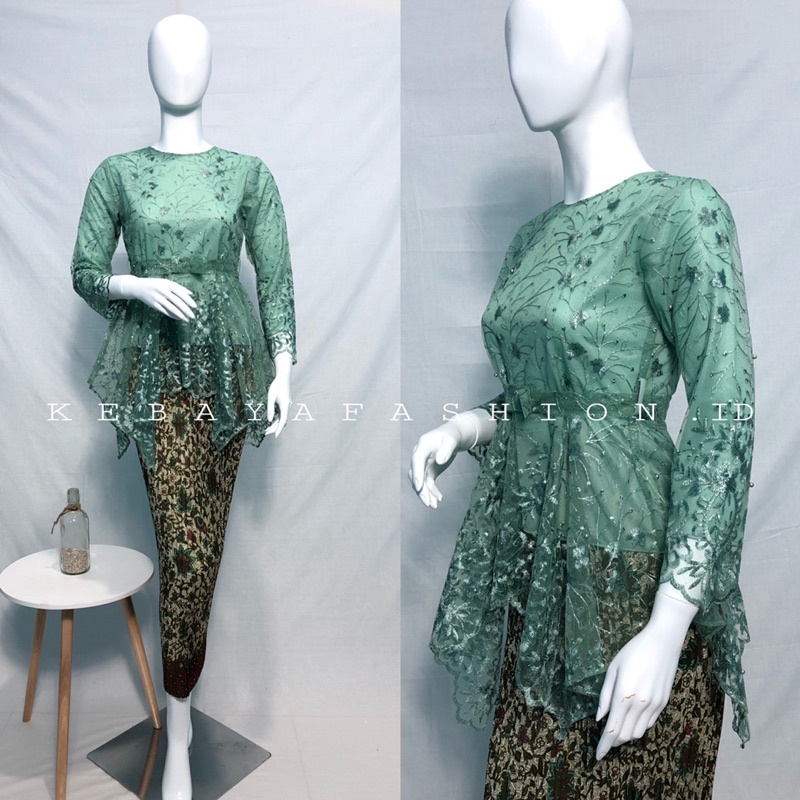 Kebaya Modern / Stelan Kebaya brukat / Kebaya remaja kekinian / Kebaya brokat / Atasan Kebaya Brukat / Kebaya