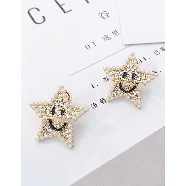 LRC Anting Tusuk Fashion Golden Smiley Pearl Earrings With Diamonds D68251