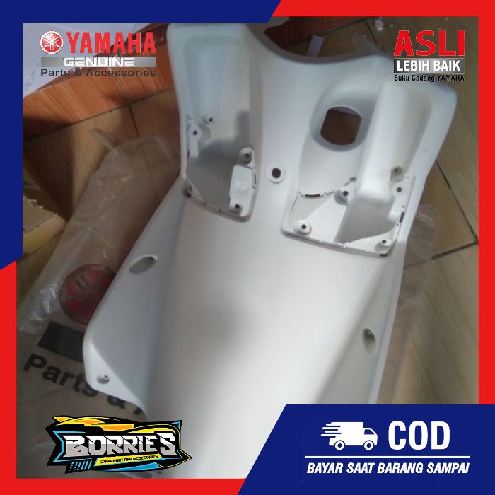 LEG SHIELD 14D-F8312-20 COVER KONTAK YAMAHA MIO SOUL KARBU PUTIH PART