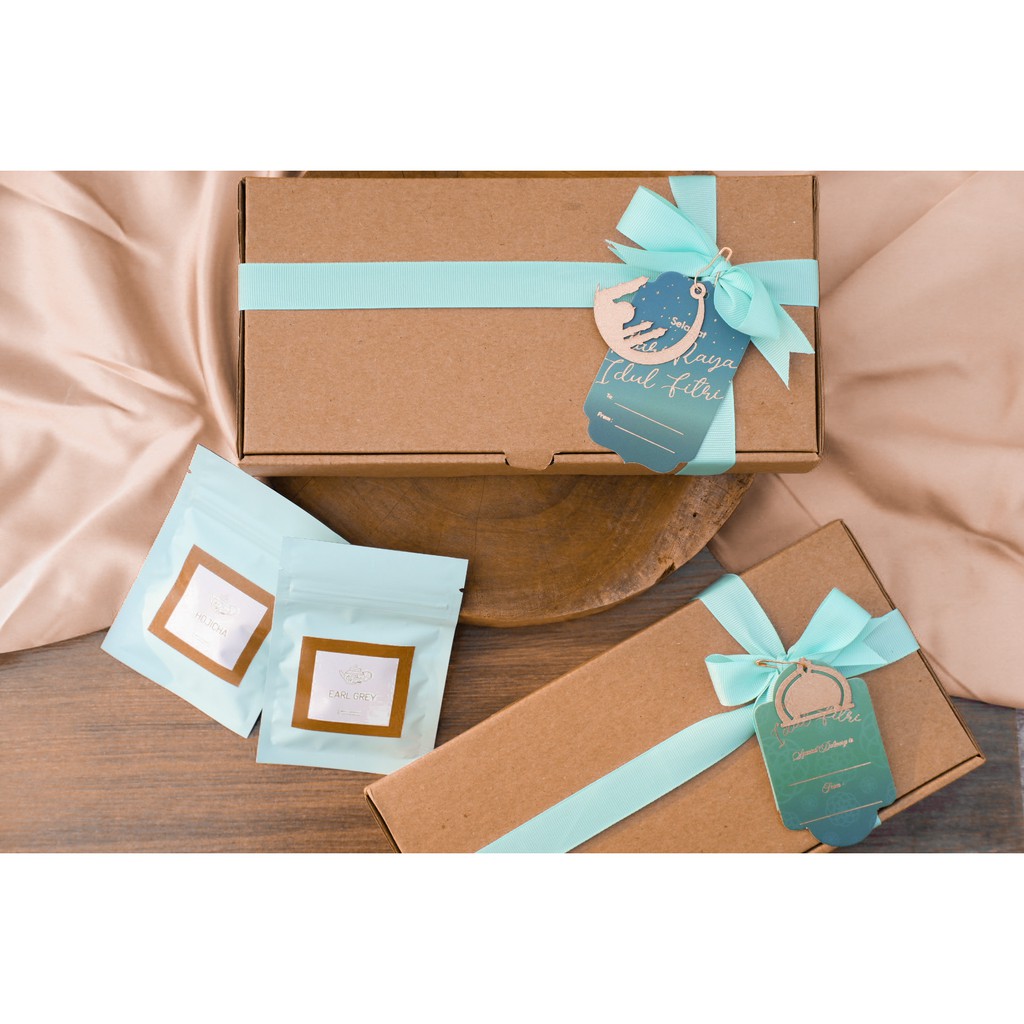 

Hampers Lebaran / Brownies Panggang / Ghayda Hamper