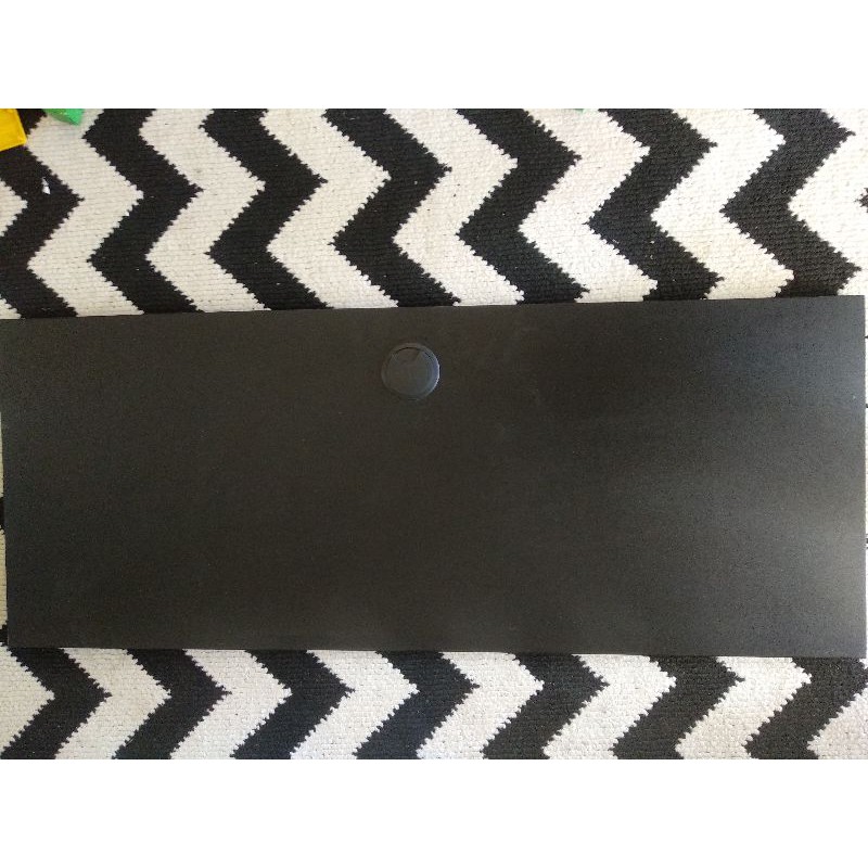 MEJA LIPAT DINDING DENGAN LUBANG KABEL 100x50