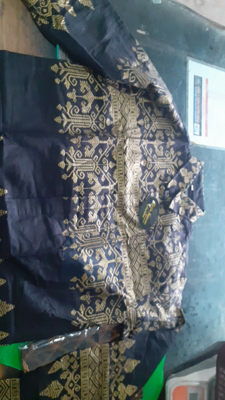 Kemeja Batik / Hem Batik Lengan Panjang Prada Mahkota Gold Silver Terbaru