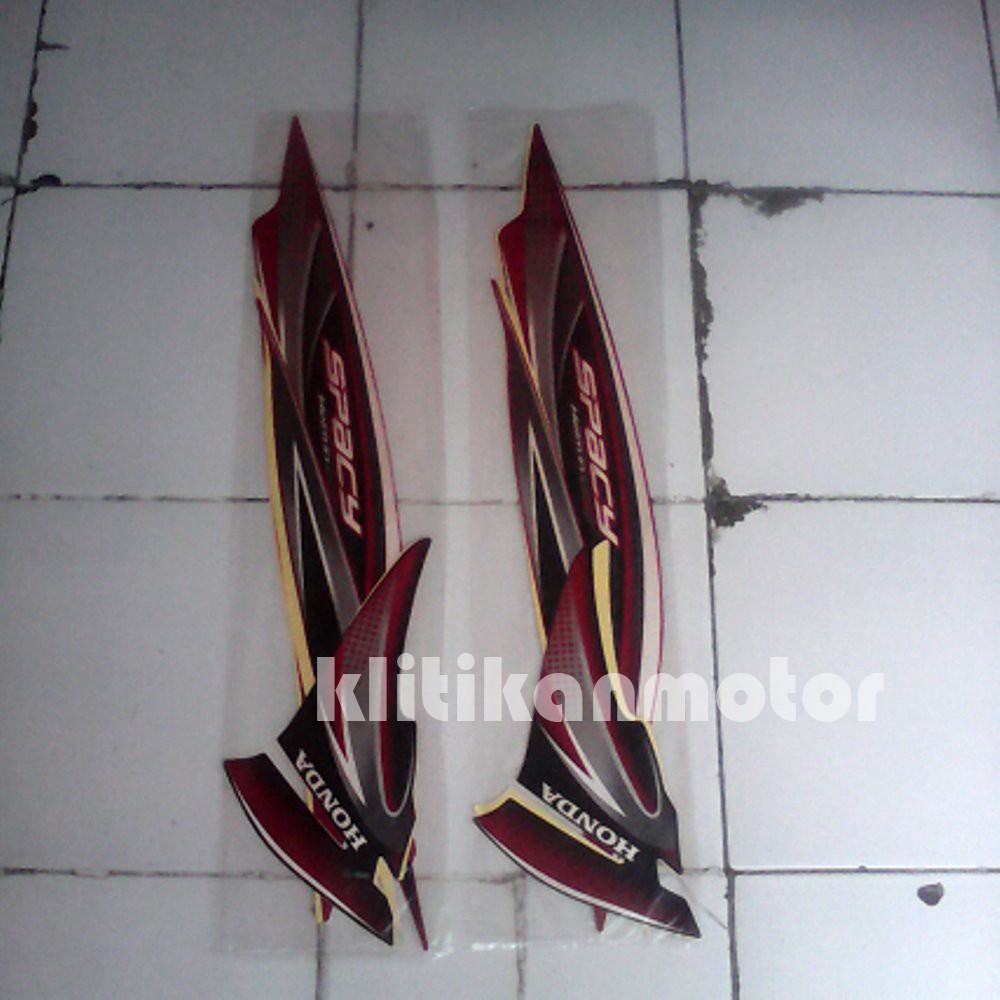 Stiker Spacy 2011 merah untuk Lis Striping Stripping Motor