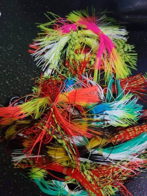 Skirt spinner bait/rumbai kodok