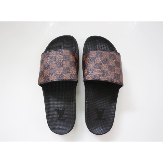 

LV kotak2 brown colour