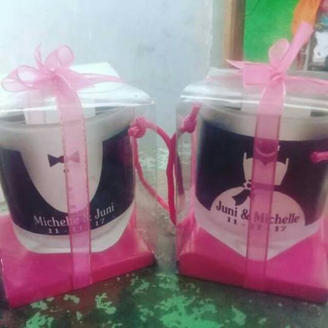 Souvenir gelas pernikahan sablon gelas kopi dof  kemas mika